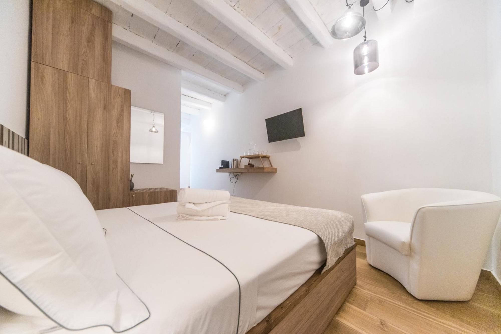 Suite Santa Chiara Trani Luaran gambar