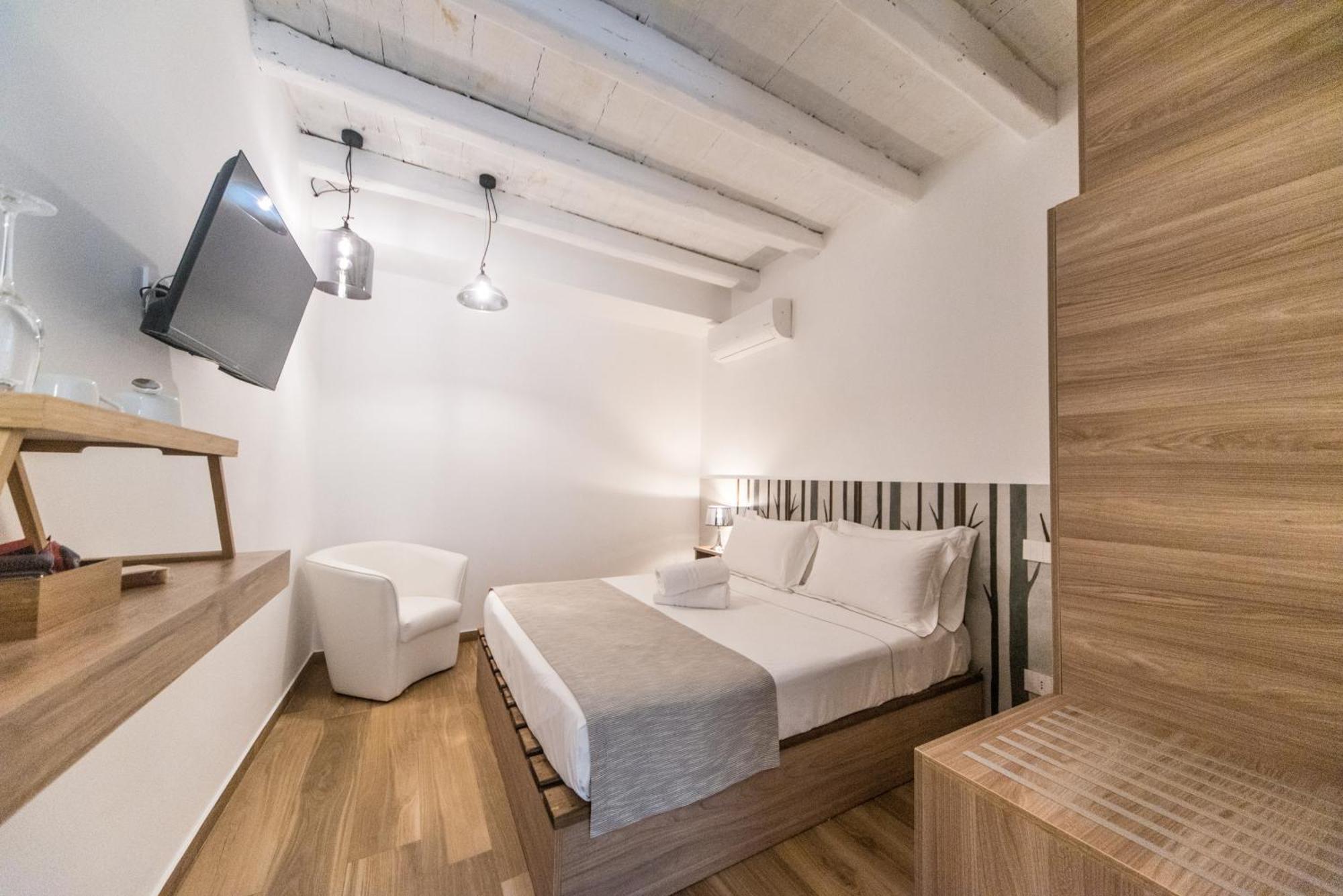 Suite Santa Chiara Trani Luaran gambar
